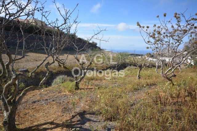 (For Sale) Land Plot for development || Cyclades/Santorini-Thira - 600 Sq.m, 200.000€ 